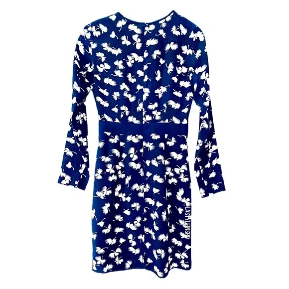 Club Monaco Paget Dress 100% Silk Long Sleeved Floral Navy 00
